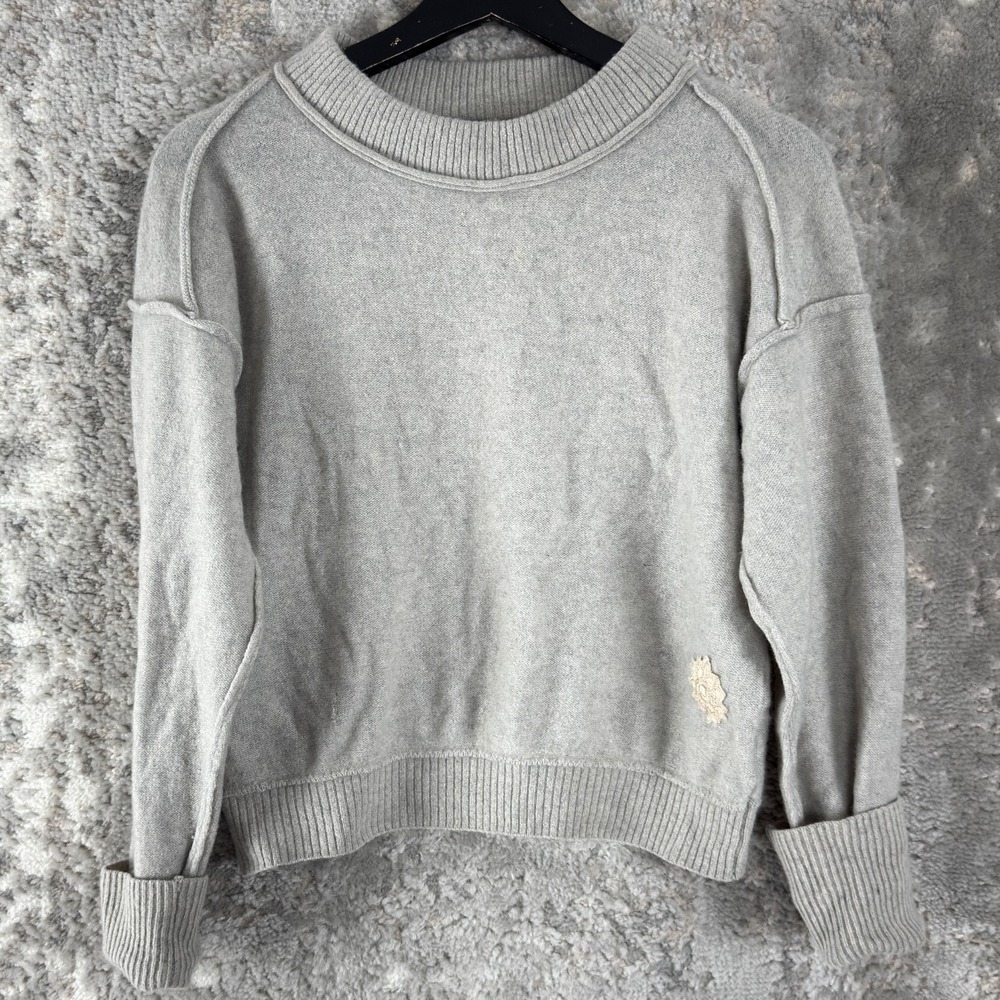 Free People Size S Cashmere Floral Embroidered Minimalist Sweater Gray Crew Neck